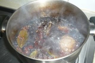五香牛肉的做法步骤：6