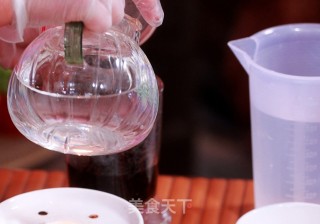普洱猪手的做法步骤：1