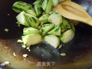 絲瓜笋干水豆腐的做法步骤：8