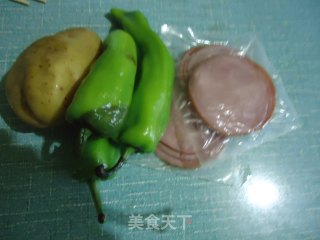 家常小炒的做法步骤：1