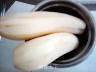 五花肉炒藕片的做法步骤：1