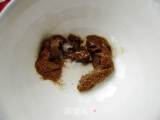 家常主食----发面麻酱卷的做法步骤：4