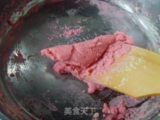 豆馅也可以浪漫-粉色豆沙馅的做法步骤：6