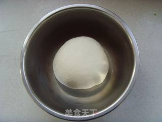 青椒鸡蛋饺子的做法步骤：2