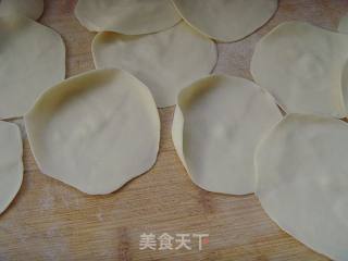 青椒鸡蛋饺子的做法步骤：7