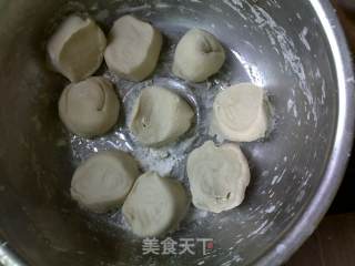 香菇肉末煎饼的做法步骤：1