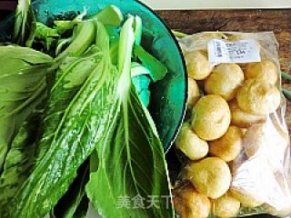 青菜烧油面筋的做法步骤：1
