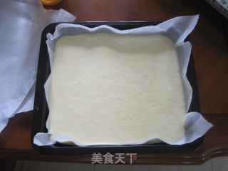 【圆滚滚黄澄澄蛋糕卷】的做法步骤：6