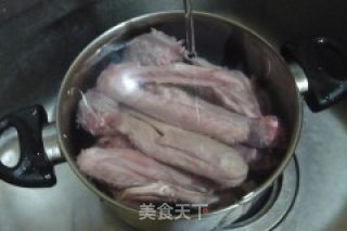 啤酒鹅翅的做法步骤：2
