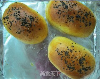 南瓜豆沙餐包的做法步骤：12