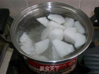 家常煲汤@@清甜不油腻~~白萝卜豆腐排骨汤的做法步骤：5