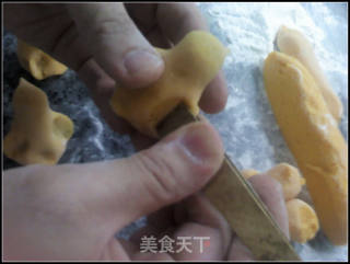 冰皮小鸡月饼之（快乐家园）的做法步骤：7