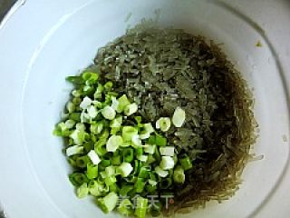 葫芦馅素菜包子的做法步骤：7