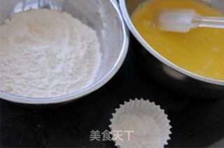 超级解馋的培根萨拉米麦芬蛋糕的做法步骤：4