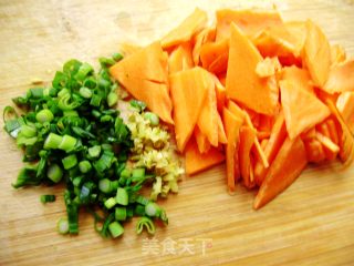 家常菜----清炒菜花的做法步骤：2