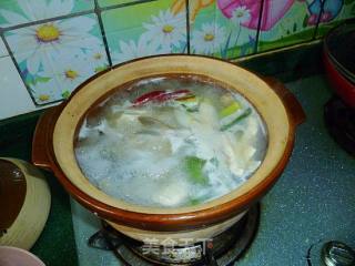 鲫鱼豆腐汤的做法步骤：7