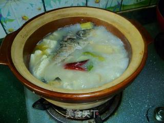 鲫鱼豆腐汤的做法步骤：8