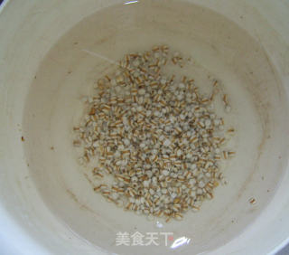薏米红豆粥——电饭锅做的做法步骤：2