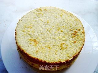 奶油生日蛋糕的做法步骤：1