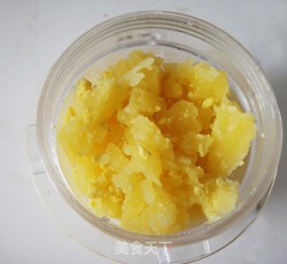 极尽丝滑的婴儿餐——奶香蛋黄薯泥的做法步骤：7