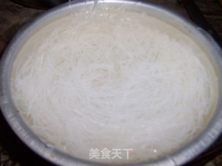 肉末粉丝菠菜的做法步骤：1