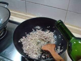 肉酱千层面的做法步骤：1