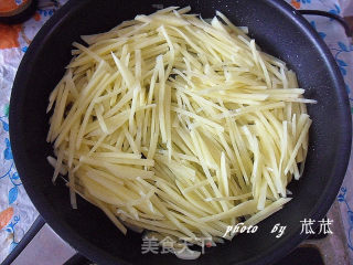 【零难度的家常菜】 青椒土豆丝的做法步骤：6