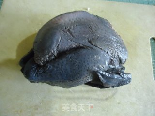 红枣乌鸡汤的做法步骤：1