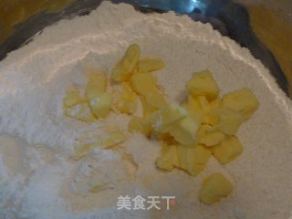蔓越莓司康的做法步骤：2