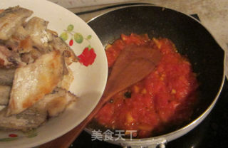 让我忍不住晚餐一碗米饭--茄汁带鱼的做法步骤：6