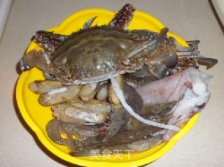 海鲜锅的做法步骤：1