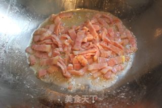 培根奶酪焗饭的做法步骤：1