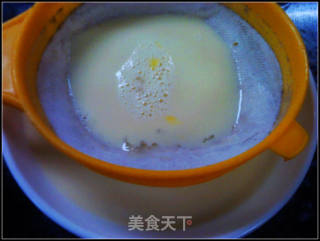 养颜雪蛤鲜奶炖蛋的做法步骤：2