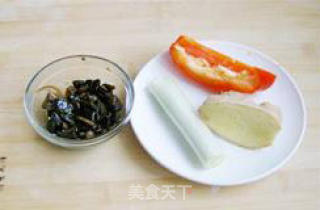 香辣豆豉蒸鲈鱼的做法步骤：2