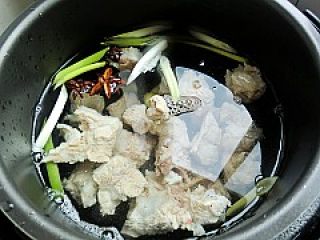 糖醋排骨(非油炸版）的做法步骤：4