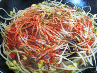 豆芽辣鸡的做法步骤：7