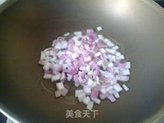洋葱鸡蛋炒饭的做法步骤：3