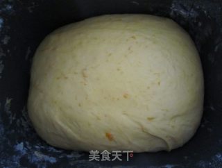 南瓜毛毛虫餐包的做法步骤：6