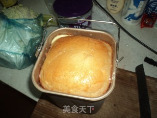 面包机做面包的做法步骤：1