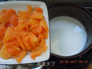 木瓜牛奶的做法步骤：3