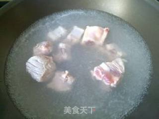 板粟烧排骨的做法步骤：1