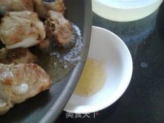 板粟烧排骨的做法步骤：5