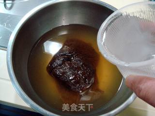 肉丁炸酱面的做法步骤：1