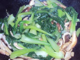 香菇扒油菜的做法步骤：9