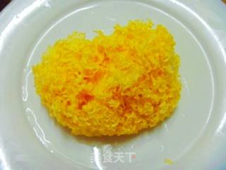 【夏季小凉菜】银耳新吃法---双耳拌荷兰豆的做法步骤：1