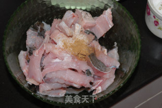 椒香鱼骨的做法步骤：4