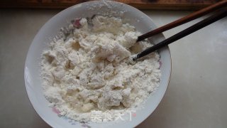 早餐之豆浆葱油饼的做法步骤：3