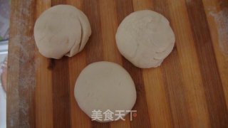 早餐之豆浆葱油饼的做法步骤：5