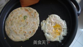 早餐之豆浆葱油饼的做法步骤：9