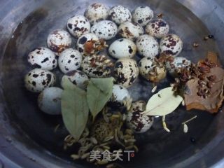 香卤鹌鹑蛋的做法步骤：2